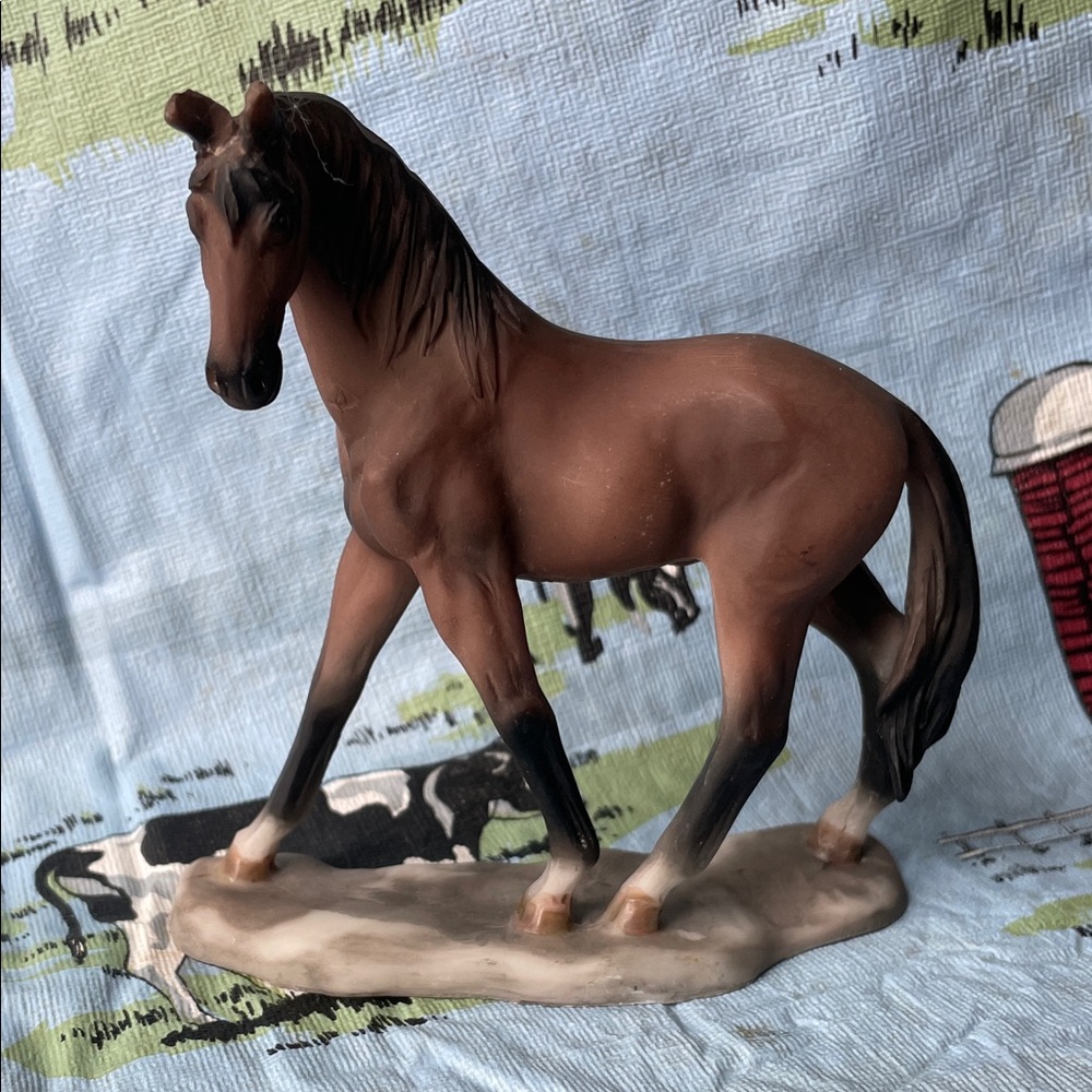 Brown Horse Figurine Set - Picture 8 of 9